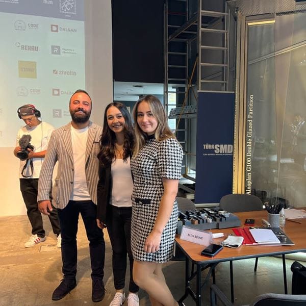 14-a7148448-468d-4756-9b26-0e2787eea0fd