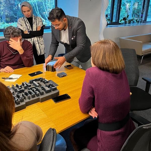 27-e2271fc3-a028-460b-a859-38a921478caa