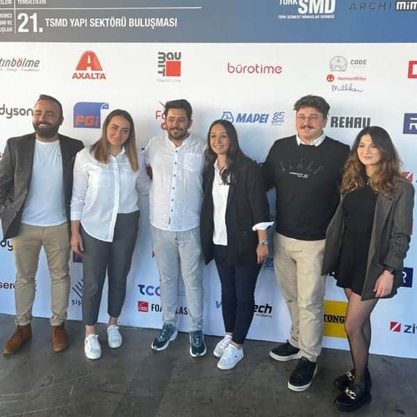 31-470973a6-5af9-4a3e-bdb0-360421cf333c